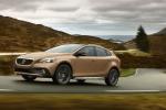 Volvo V40 Cross Country 2012 года